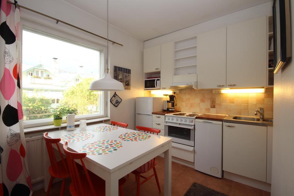 Majoitushuoneisto Tuomipuisto Apartment Naantali Room photo