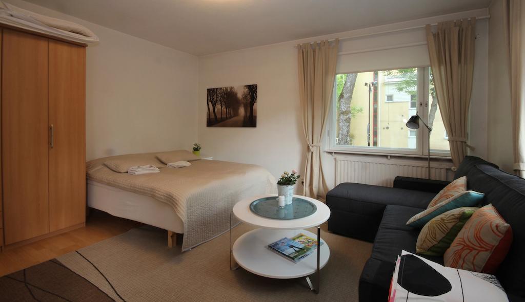 Majoitushuoneisto Tuomipuisto Apartment Naantali Room photo